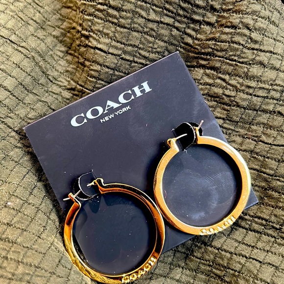 NWT COACH GOLD HOOP EARRINGS - Picture 1 of 3
